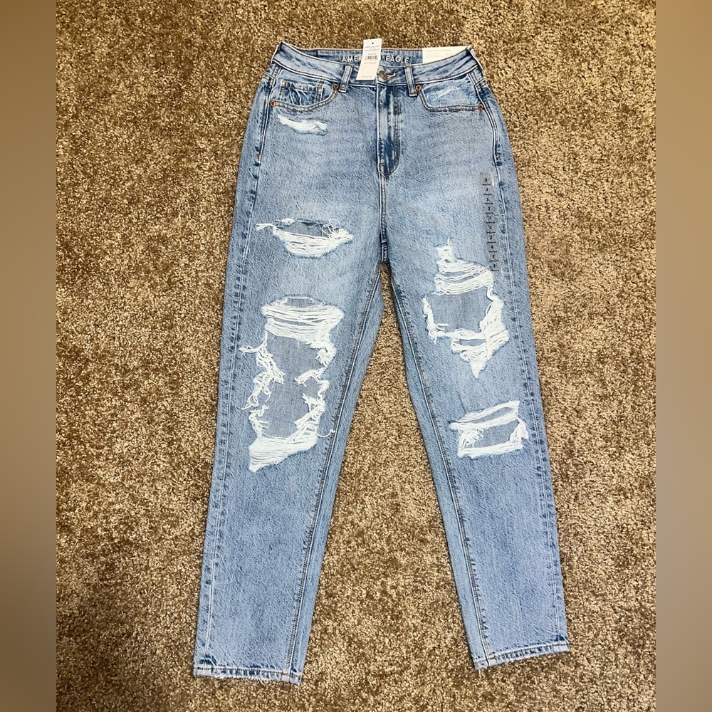 American Eagle Outfitters Light Blue Distressed Jeans